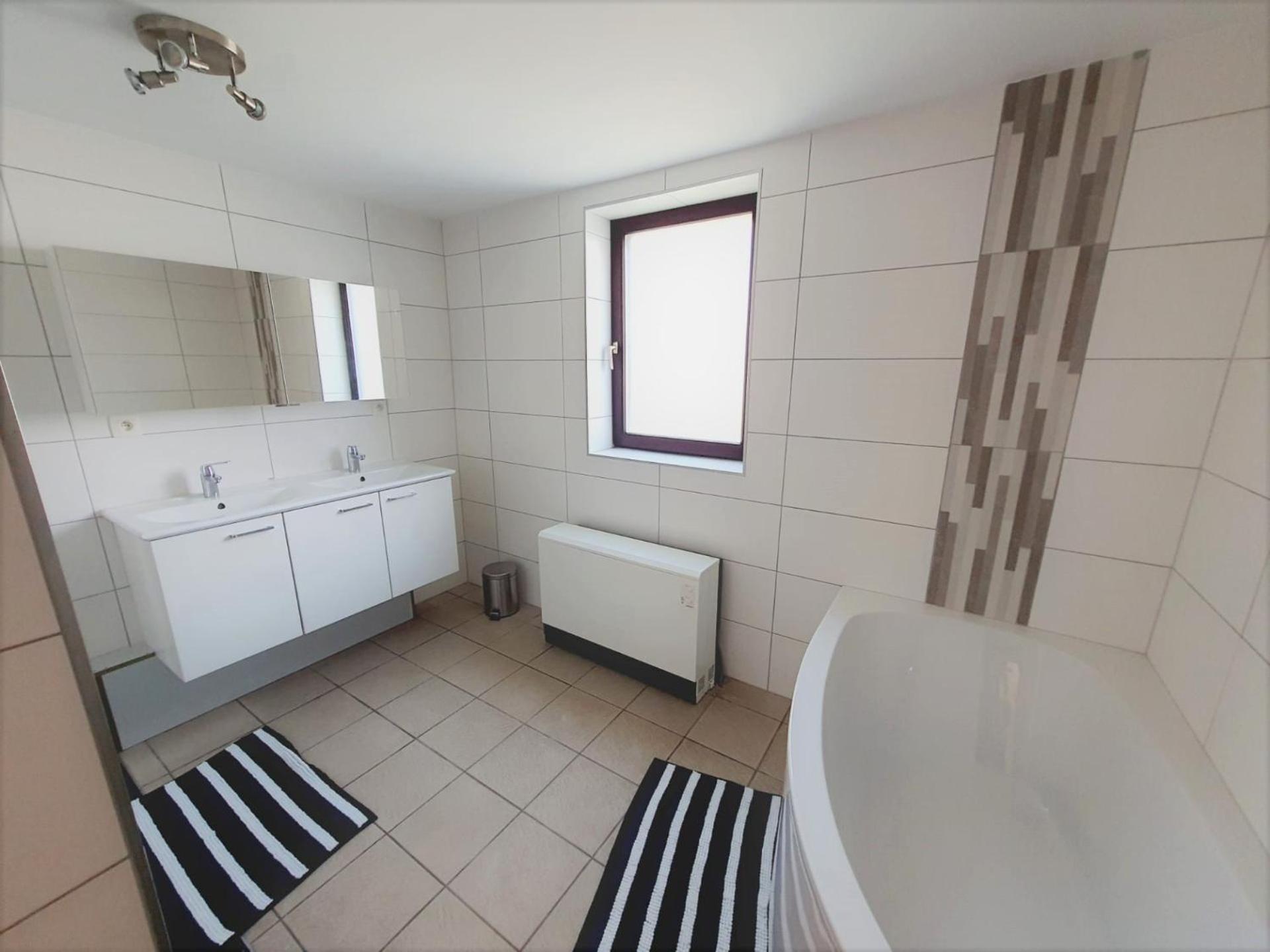 Maison De Vacances Situee Entre Liege, Tongres Et Vise Slins エクステリア 写真
